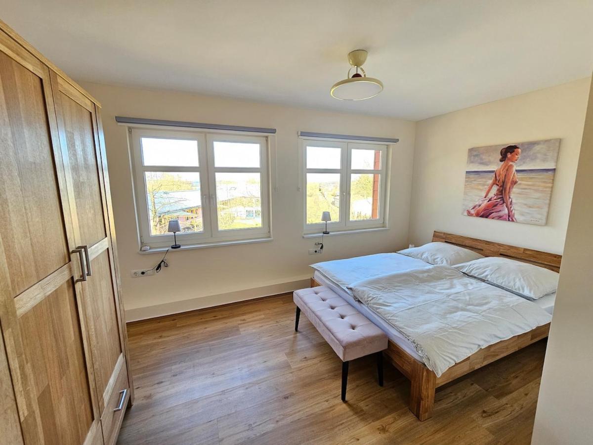 Ferienwohnung Glueck Am See Sternberg Exteriör bild